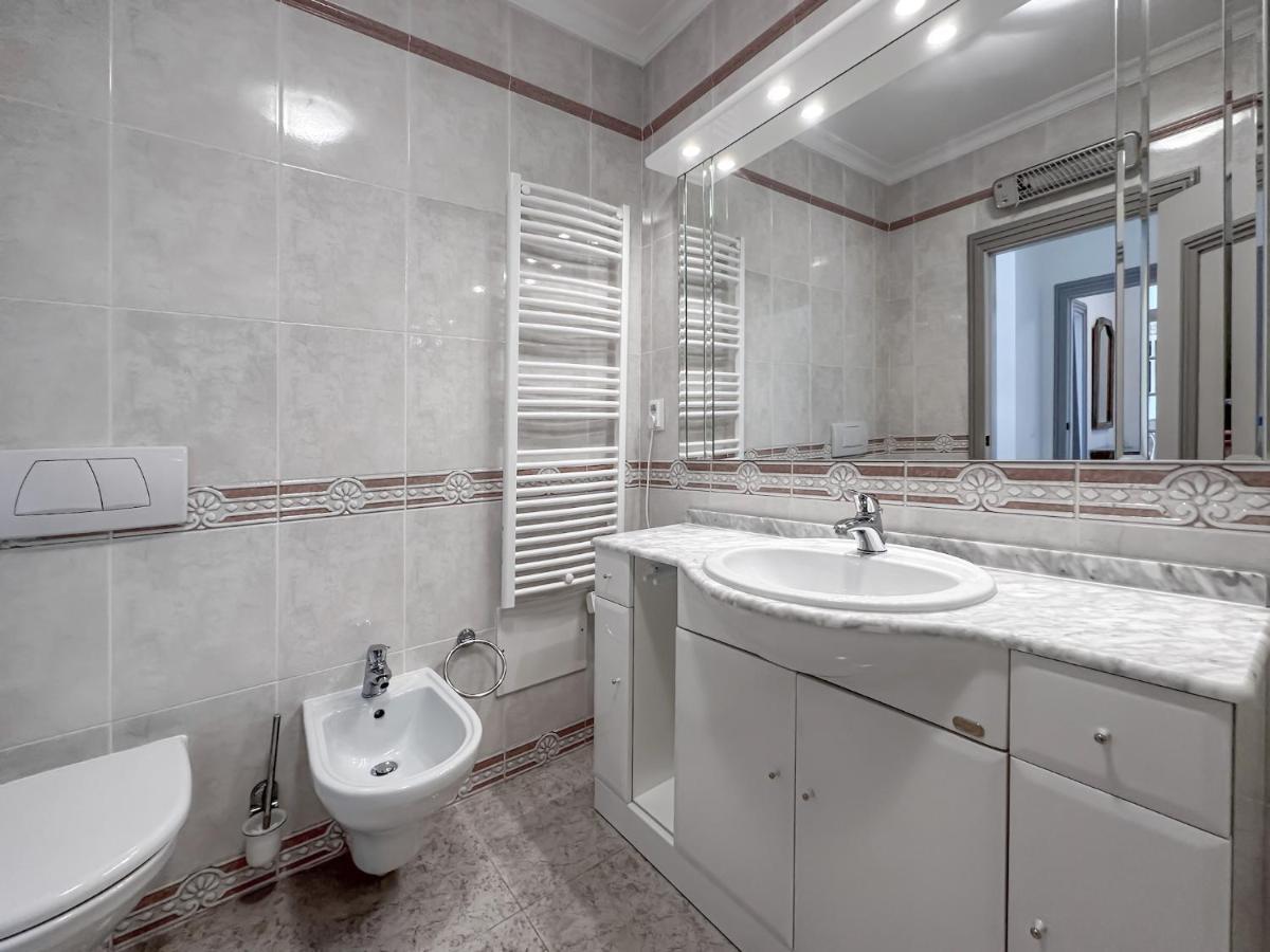 Luxury Apart Wstunning Sea Views, Walk Beach Albufeira Eksteriør billede